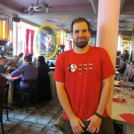 호스텔 아켈라레 *