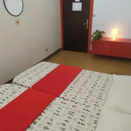 アケラレ ホステル *